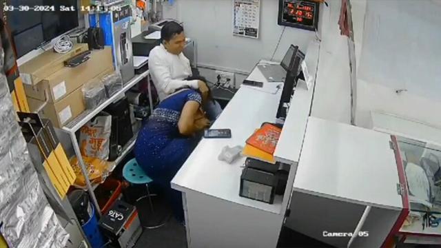 Shop Manager Hard Fucking Multiple Wives On CCTV Camera